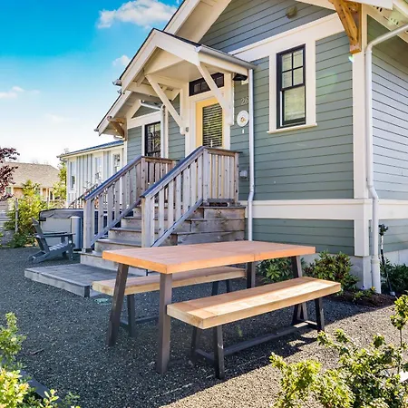 Hygge On Hilltop By Seabrook Hospitality